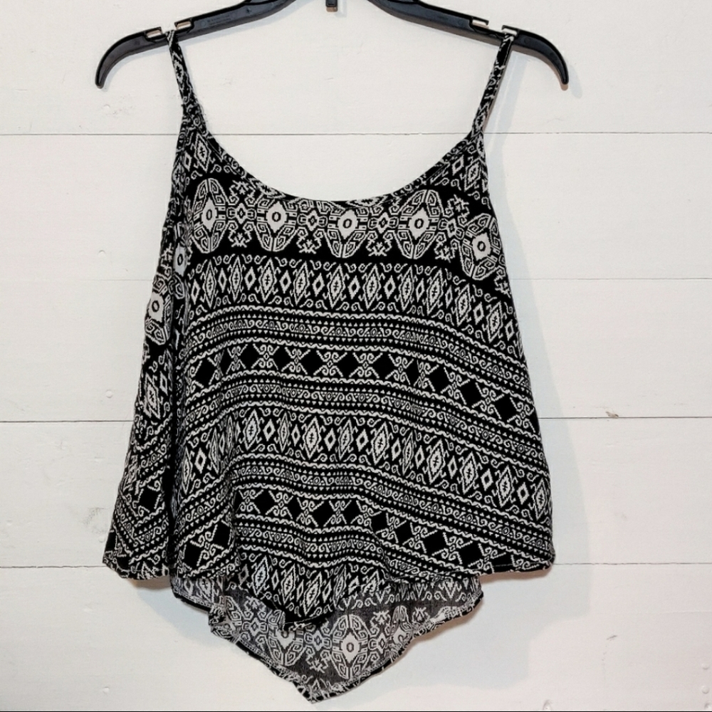 Junior Large Like New Tribal Pattern Tank Top